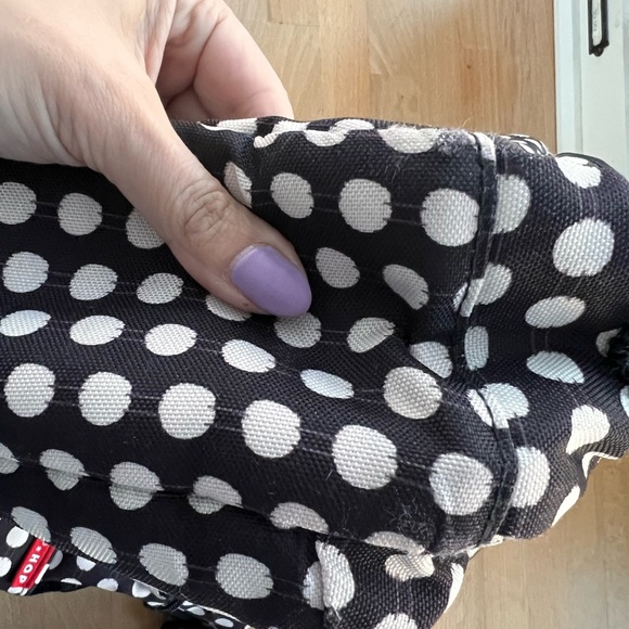 Skip Hop diaper bag duo signature in polka dots and changing station bundle - Picture 2 of 5